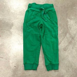 Primary Signature Jogger